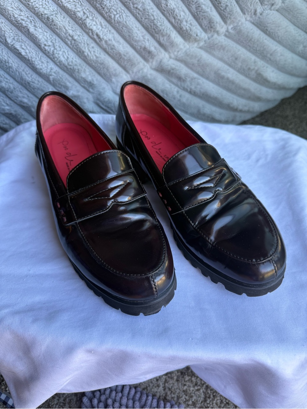 Pas de Rouge Deep Burgundy Patent Leather Penny Loafers Made in Italy Womens 8